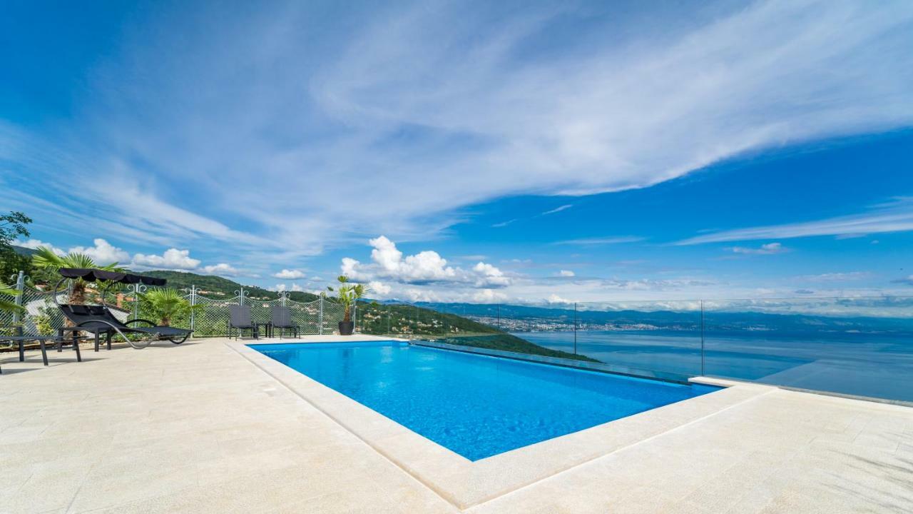 Villa Visum Poljane Exterior photo